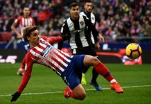 El Atlético gana 1-0 al Levante y mete presión al Barcelona