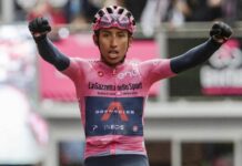 ¡Inmenso! Egan Bernal conquistó la etapa reina del Giro de Italia y se acerca al título