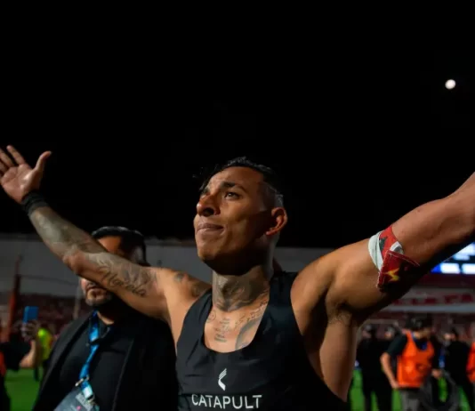 De los tribunales al trono: Sebastián Villa vuelve a ser campeón